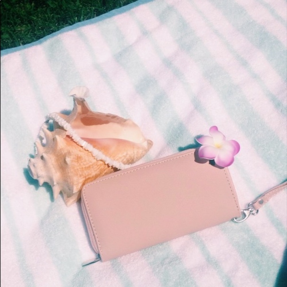 Mauve wallet